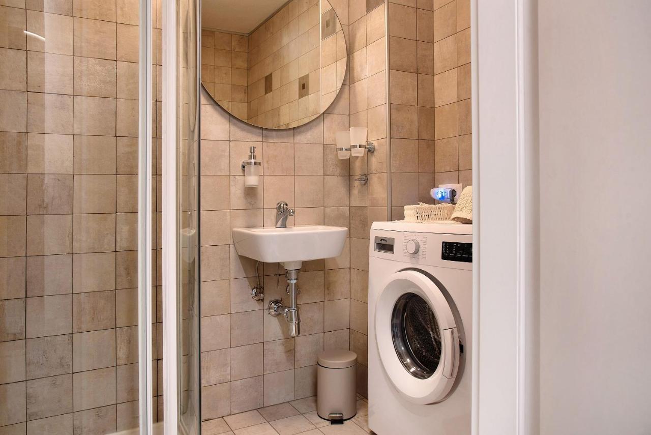 Apartament Efihouse Lago Maggiore Luino Zewnętrze zdjęcie
